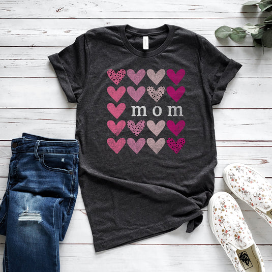 MOM HEARTS TEE