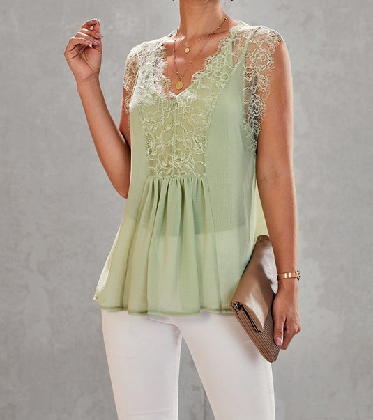 Dreamy Lace Top With Camisole