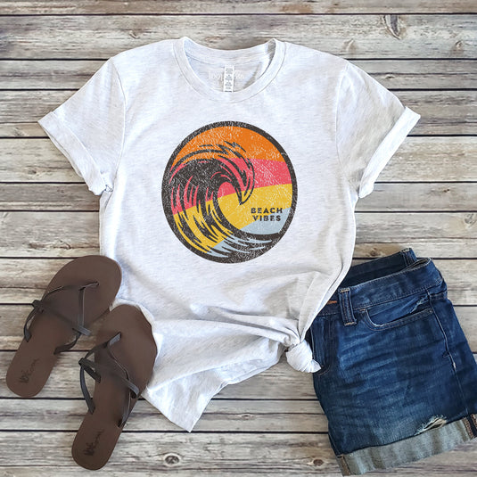 BEACH VIBES WAVE TEE