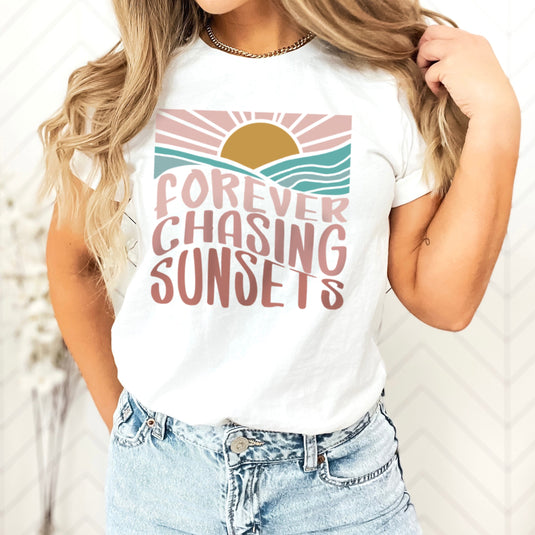 FOREVER CHASING SUNSETS TEE