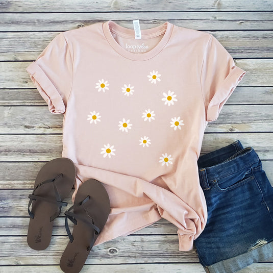 DAISIES TEE