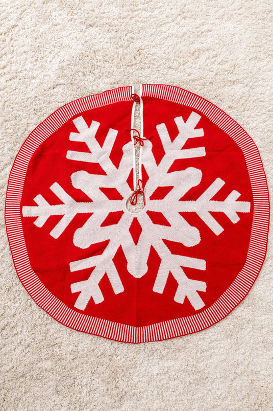 Snowflake Knit Tree Skirt